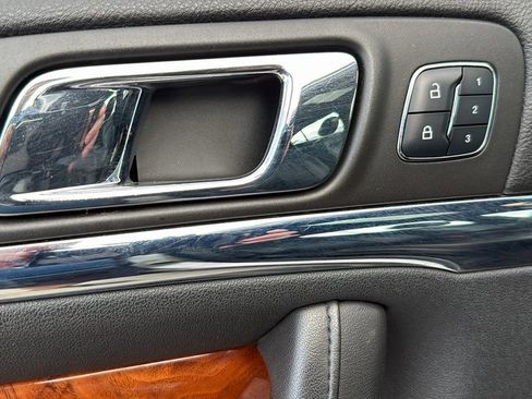 Used 2014 Lincoln MKS AWD w/ Equipment Group 101A image 13