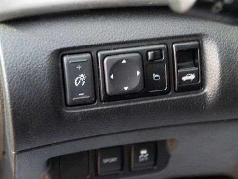 Used 2019 Nissan Sentra SR FWD image 20