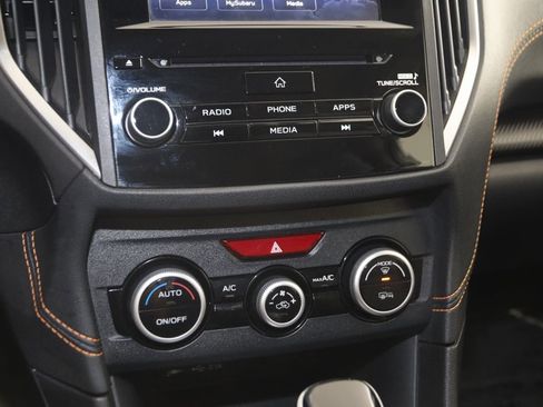 Used 2023 Subaru Crosstrek 2.0i Premium image 23