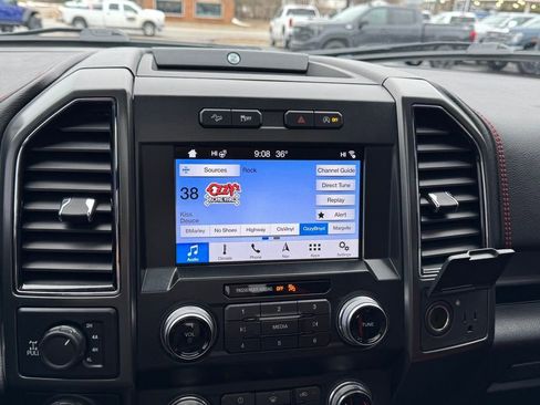 Used 2019 Ford F150 Lariat w/ Equipment Group 502A Luxury image 30