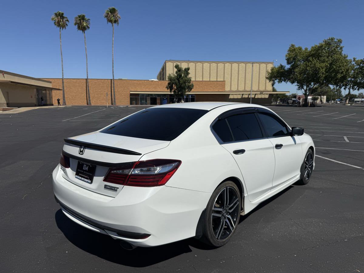 Used 2017 Honda Accord Sport Special Edition image 7