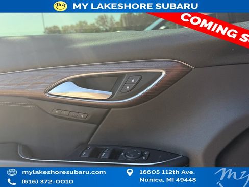 Used 2021 Buick Envision Avenir w/ Technology Package II AWD/4WD image 16