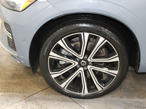 Used 2023 Volvo XC60 B6 Ultimate image 51