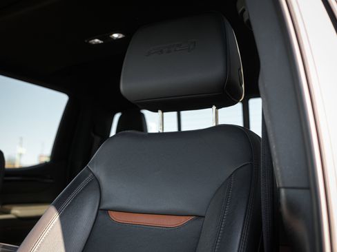 Used 2024 GMC Sierra 1500 AT4 w/ Technology Package image 16