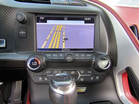 Used 2016 Chevrolet Corvette Z06 w/ 3LZ Preferred Equipment Group image 16