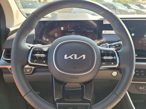 New 2026 Kia Carnival SX Prestige FWD image 12