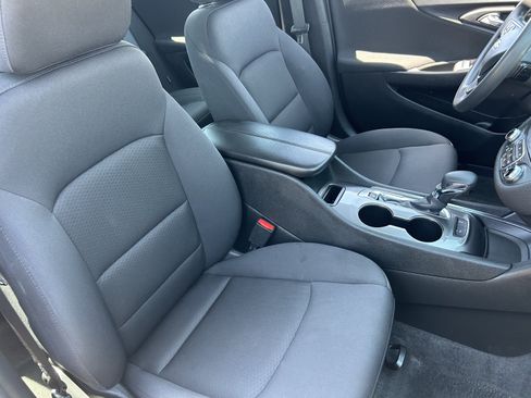 Certified 2024 Chevrolet Malibu LT FWD image 10