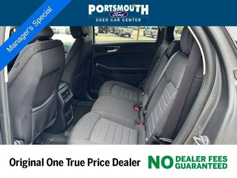 Certified 2024 Ford Edge SE w/ Black Appearance Package image 4
