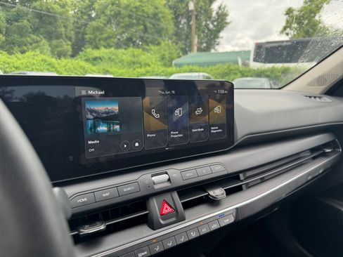 Used 2025 Kia K4 FWD image 19