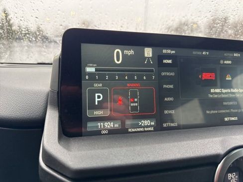 Used 2024 INEOS Grenadier Fieldmaster Edition image 7