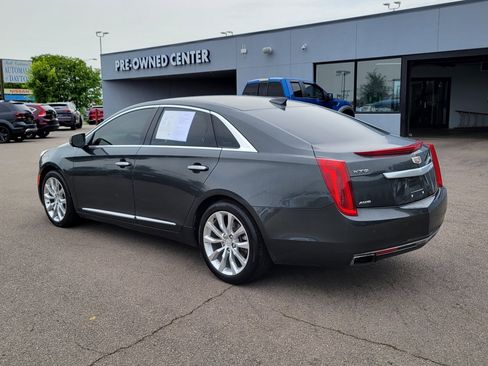 Used 2017 Cadillac XTS Luxury AWD/4WD image 3