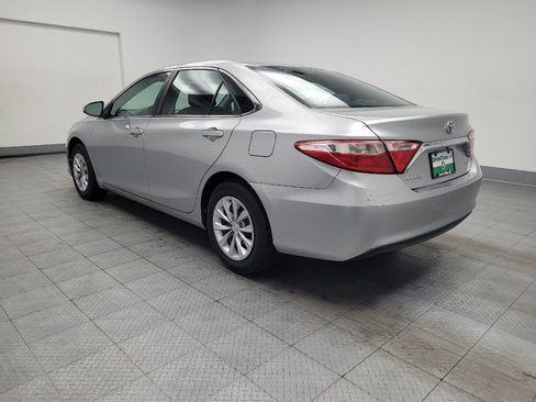 Used 2017 Toyota Camry LE FWD image 5