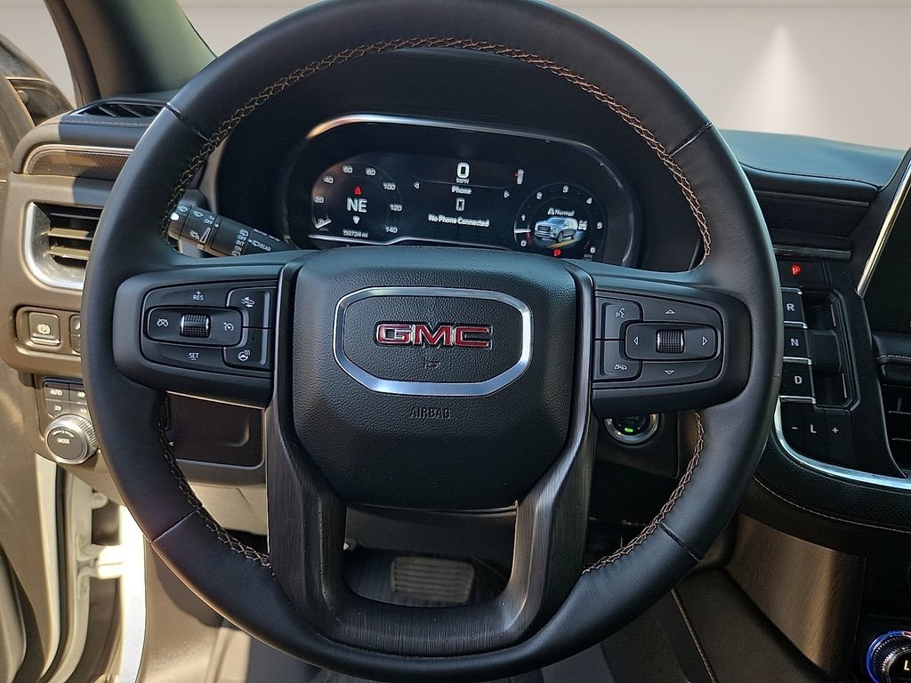 Used 2024 GMC Yukon AT4 w/ Technology Package AWD/4WD image 16