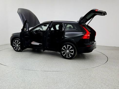 Used 2023 Volvo XC60 B5 Plus w/ Climate Package image 12