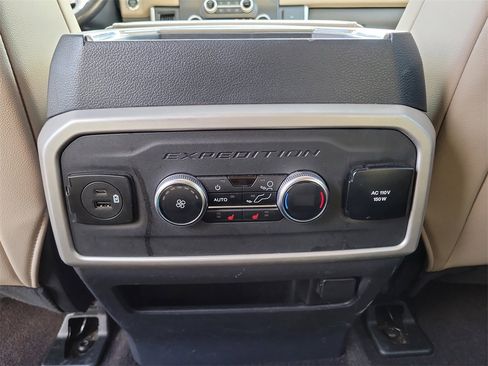 Certified 2023 Ford Expedition Max Limited image 15