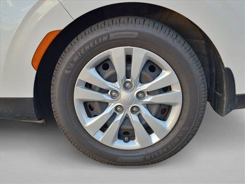 Used 2020 Kia Soul LX FWD image 15