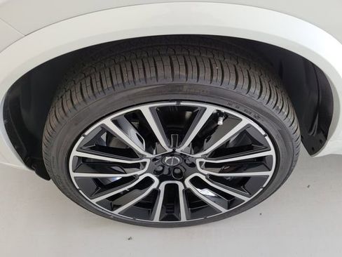 New 2026 Volvo XC90 B6 Ultra w/ Protection Package Premier AWD/4WD image 6