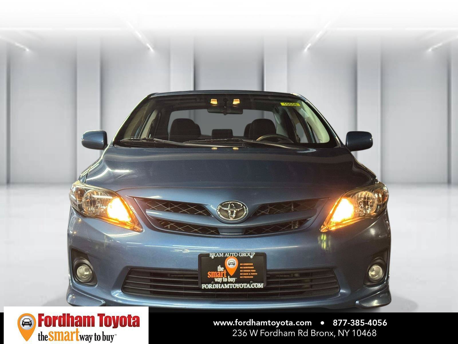 Used 2013 Toyota Corolla S w/ Premium Pkg FWD image 2