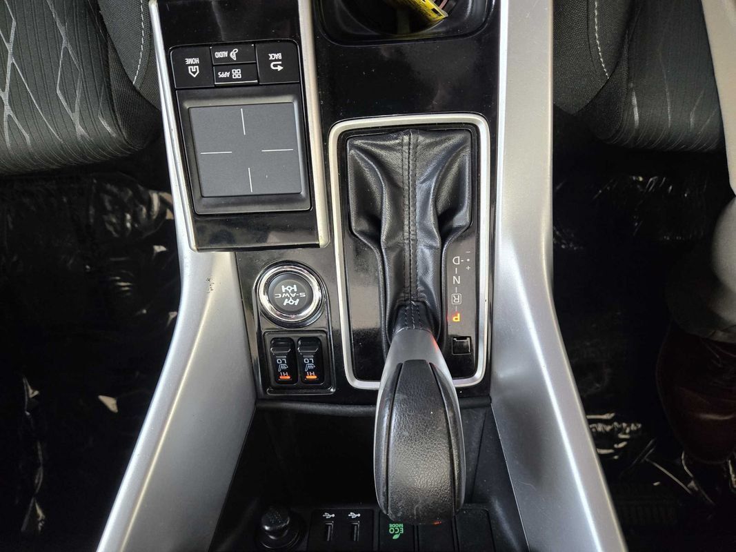 Used 2019 Mitsubishi Eclipse Cross SE AWD/4WD image 18