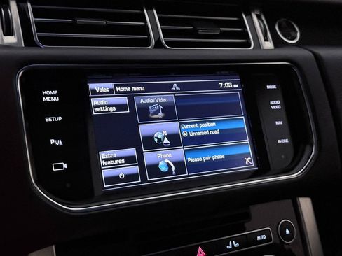 Used 2014 Land Rover Range Rover HSE image 30