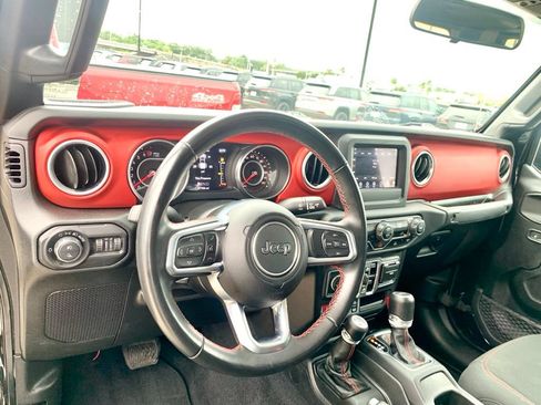 Used 2020 Jeep Gladiator Rubicon AWD/4WD image 14