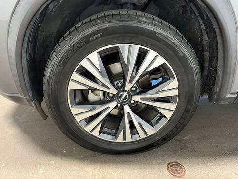 Used 2023 Nissan Rogue SV FWD image 28