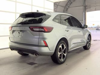 Used 2023 Ford Escape ST-Line Select w/ Tech Pack #2 AWD/4WD image 5