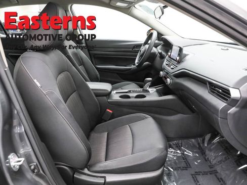 Used 2024 Nissan Altima 2.5 S image 24