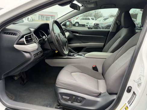 Used 2024 Toyota Camry LE image 15