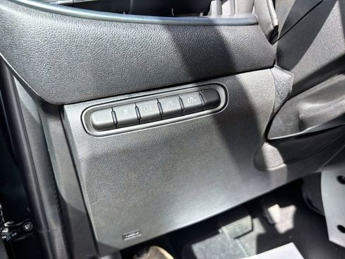 New 2025 FIAT 500 e FWD image 28