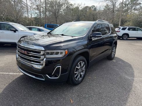 Used 2023 GMC Acadia SLT image 3