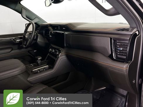 Used 2023 GMC Sierra 1500 AT4 image 29