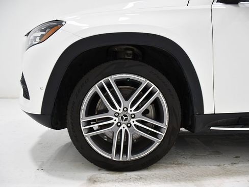 Used 2022 Mercedes-Benz GLS 450 4MATIC image 7