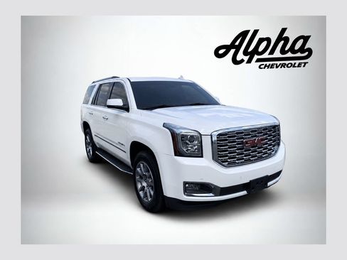 Used 2018 GMC Yukon Denali w/ Open Road Package AWD/4WD image 1