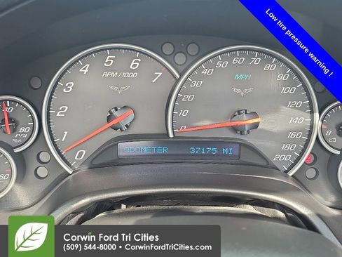 Used 2008 Chevrolet Corvette Convertible w/ Preferred Equipment Group RWD image 6