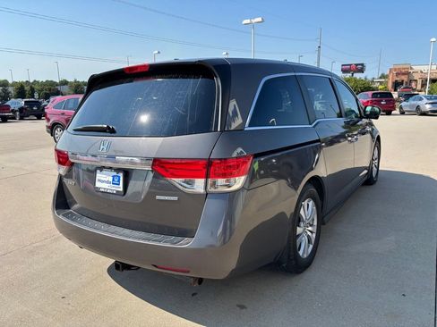 Used 2016 Honda Odyssey SE image 5