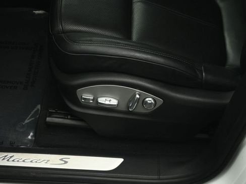 Used 2017 Porsche Macan S AWD/4WD image 49