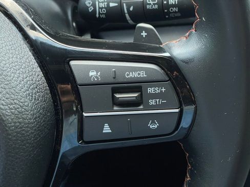 Certified 2025 Honda Pilot Sport image 9