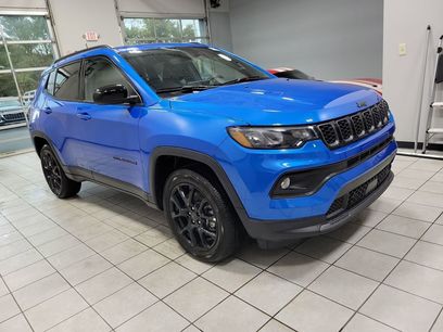 New 2025 Jeep Compass Latitude w/ Sun & Sound Group
