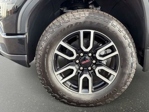 New 2026 GMC Sierra 1500 AT4 w/ AT4 Premium Package image 10