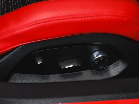 Used 2024 Chevrolet Corvette Stingray w/ Z51 Performance Package image 54