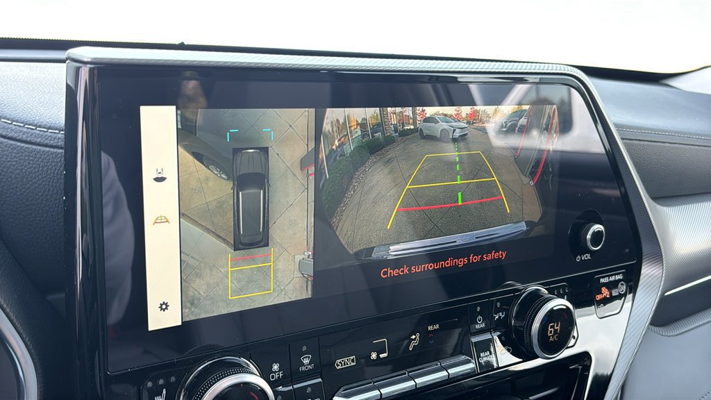 New 2026 Toyota Highlander Platinum AWD/4WD image 19