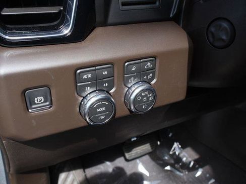 New 2026 GMC Sierra 1500 Denali AWD/4WD image 31