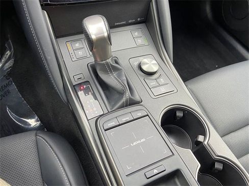 Certified 2022 Lexus IS 350 F Sport image 21