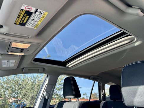 Used 2018 Toyota RAV4 XLE image 12