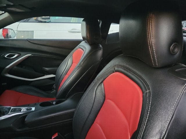 Used 2017 Chevrolet Camaro LT w/ RS Package RWD image 10