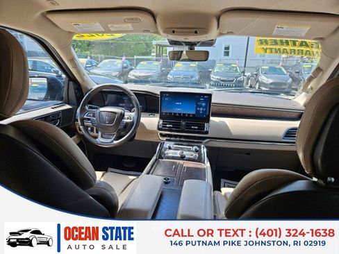 Used 2022 Lincoln Navigator 4WD image 18