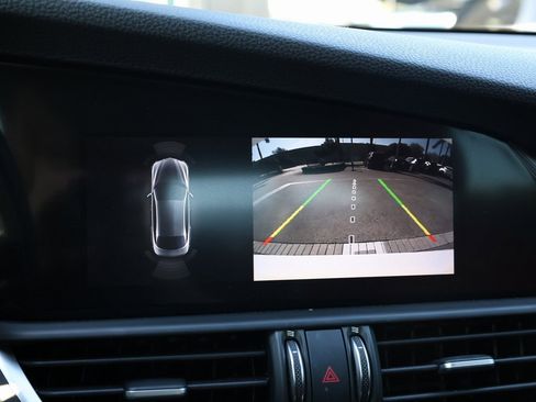 Used 2022 Alfa Romeo Giulia Veloce image 30