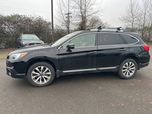 Used 2017 Subaru Outback 2.5i Touring w/ Popular Package #5A image 2