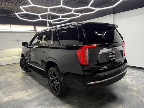 Used 2024 GMC Yukon Denali w/ Advanced Technology Package AWD/4WD image 7